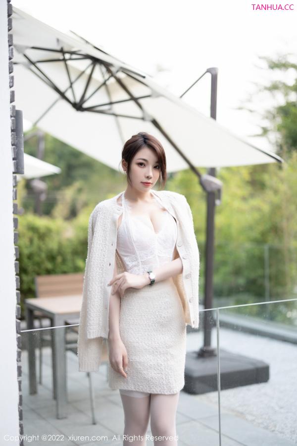 陈芝 芝芝Booty [XiuRen]高清写真图 2022.11.18 No.5880 徐莉芝Booty 丝袜美腿第2张图片
